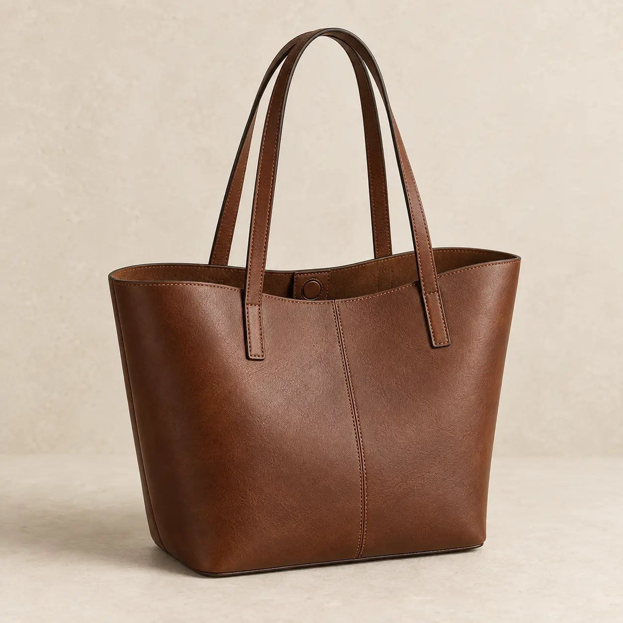 Linea Everyday Tote in chestnut full-grain leather